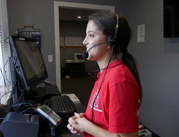 guest-services-career-image