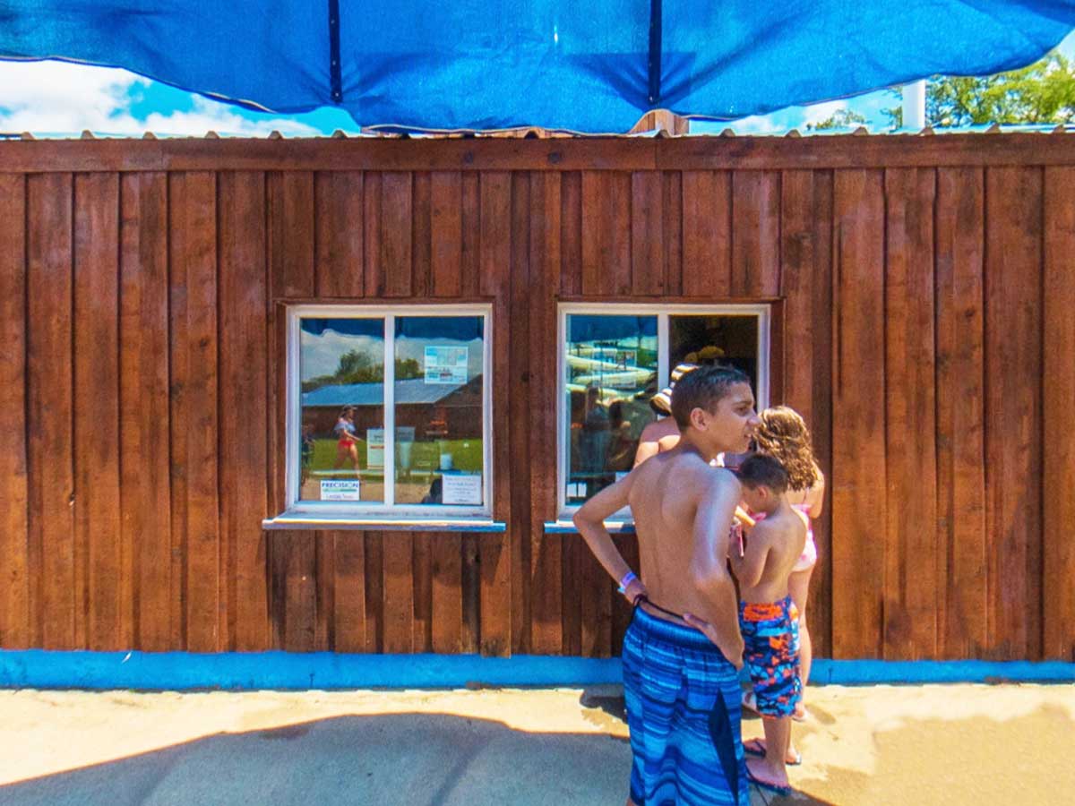 SURFSIDE-PIZZA-LIGHT-NO_ICEE